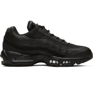 Nike
Air Max 95
Essential Sneaker